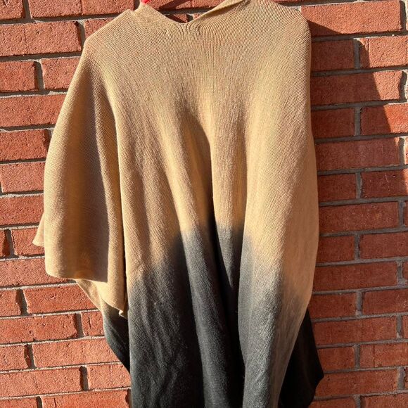 Bebe Women's Shawl - Picture 3 of 3